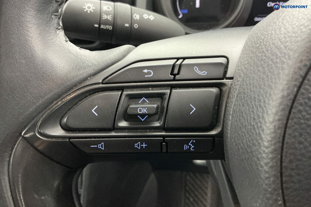 Used Toyota Yaris Cross 2023 for sale - 78012249: Photo 32