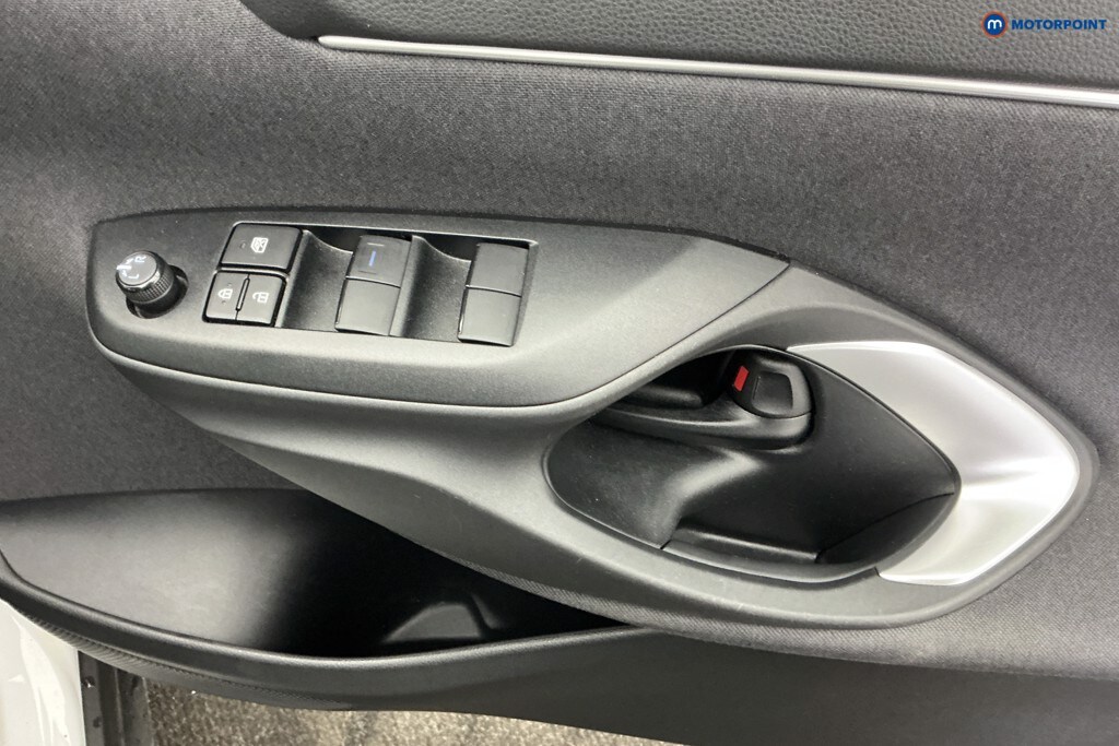 Used Toyota Yaris Cross 2023 for sale - 78012249: Photo 36