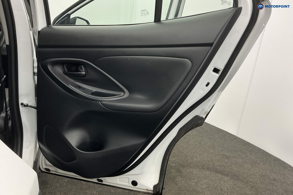 Used Toyota Yaris Cross 2023 for sale - 78012249: Photo 37