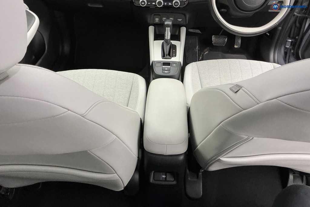 Used Honda Jazz 2022 for sale - 76961091: Photo 19