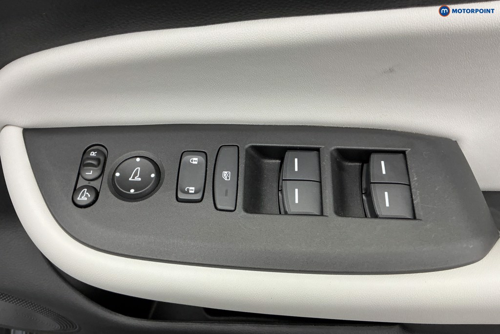 Used Honda Jazz 2022 for sale - 76961091: Photo 33