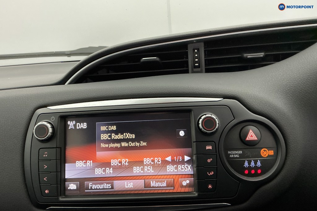 Used Toyota Yaris 2017 for sale - 78199495: Photo 10