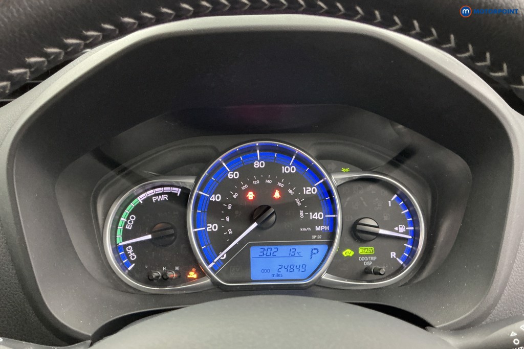 Used Toyota Yaris 2017 for sale - 78199495: Photo 17