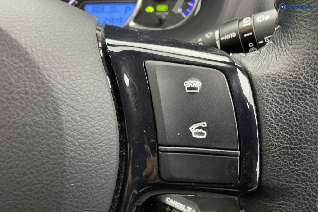 Used Toyota Yaris 2017 for sale - 78199495: Photo 31