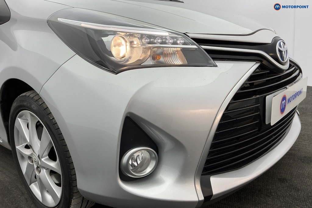 Used Toyota Yaris 2017 for sale - 78199495: Photo 39