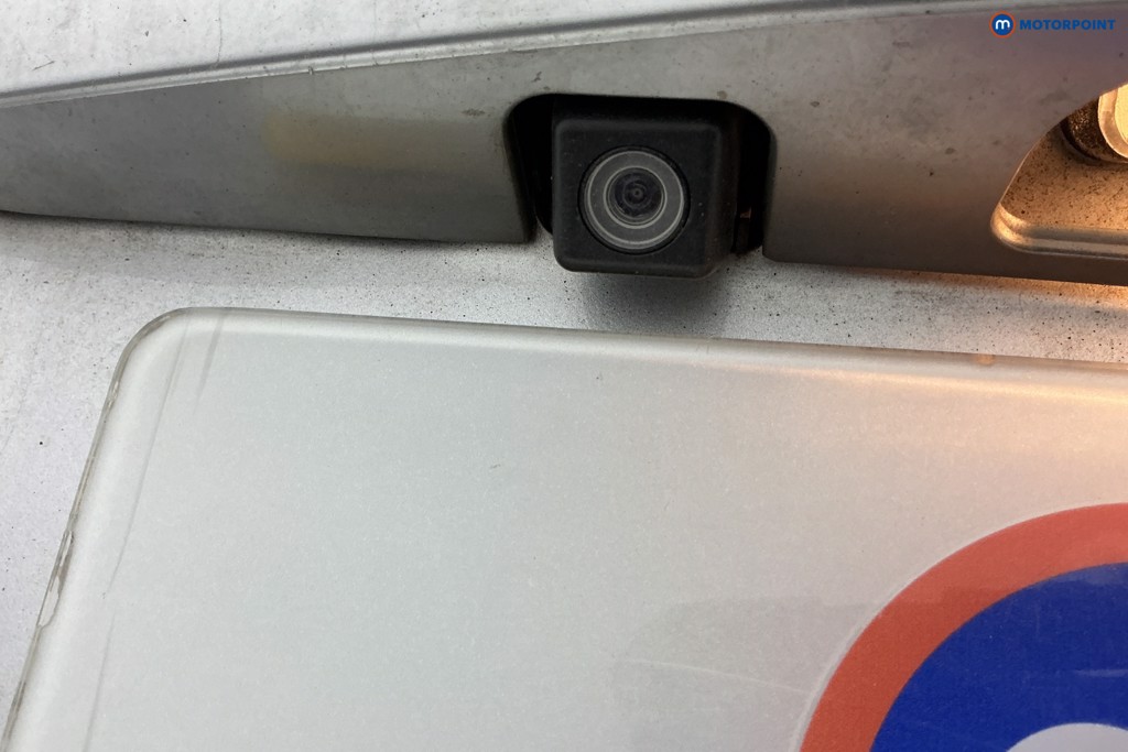 Used Toyota Yaris 2017 for sale - 78199495: Photo 42