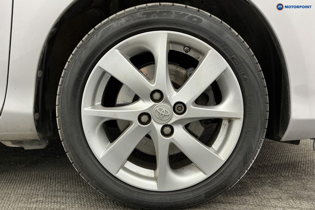 Used Toyota Yaris 2017 for sale - 78199495: Photo 46