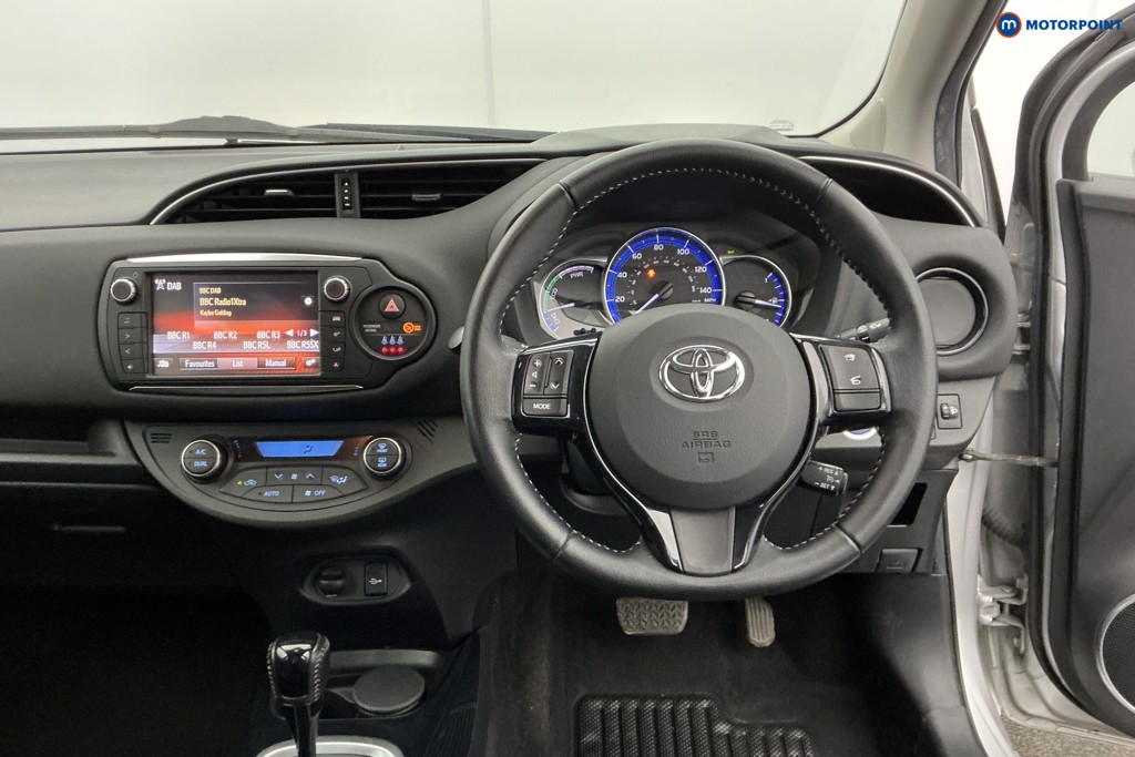 Used Toyota Yaris 2017 for sale - 78199495: Photo 9