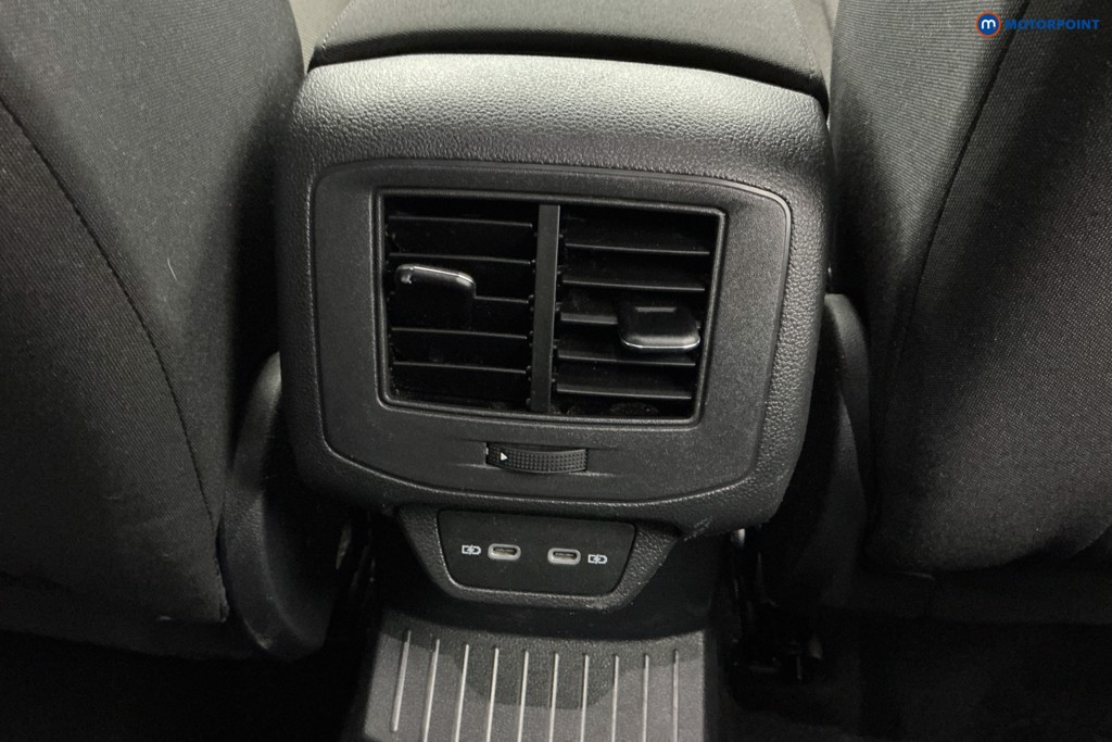 Used Volkswagen T-Roc 2021 for sale - 76394589: Photo 16