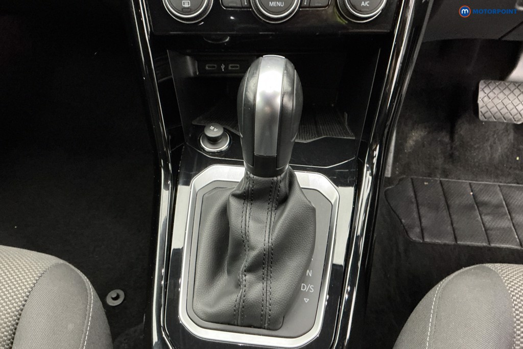 Used Volkswagen T-Roc 2021 for sale - 76394589: Photo 21