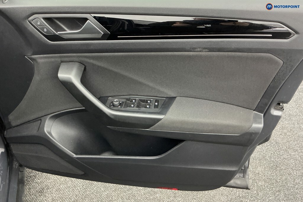 Used Volkswagen T-Roc 2021 for sale - 76394589: Photo 27