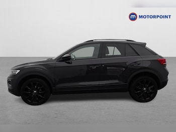 Used Volkswagen T-Roc 2021 for sale - 76394589: Photo