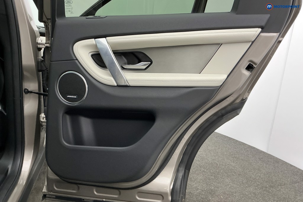 Used Land Rover Discovery Sport 2023 for sale - 78197030: Photo 48