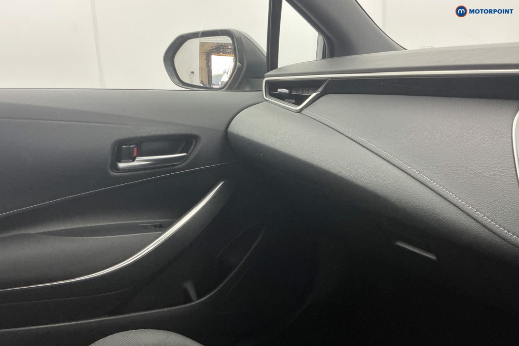 Used Toyota Corolla 2021 for sale - 77435812: Photo 31