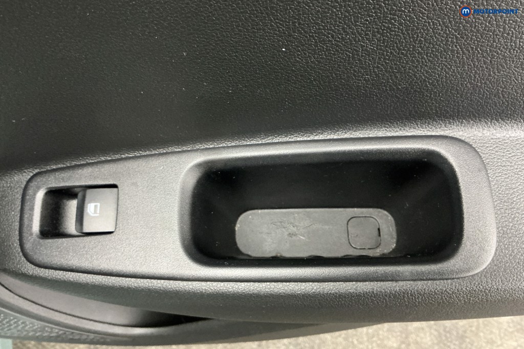 Used Hyundai i10 2024 for sale - 78067761: Photo 34