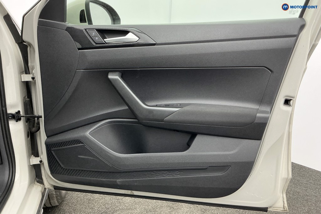 Used Volkswagen Taigo 2023 for sale - 78196919: Photo 32