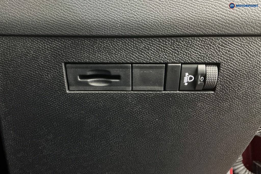 Used Vauxhall Astra 2024 for sale - 77211176: Photo 32