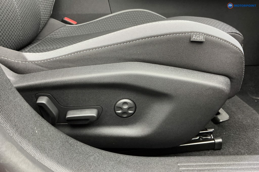 Used Vauxhall Astra 2024 for sale - 77211176: Photo 33