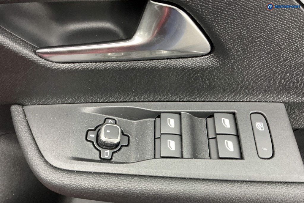 Used Vauxhall Astra 2024 for sale - 77211176: Photo 35