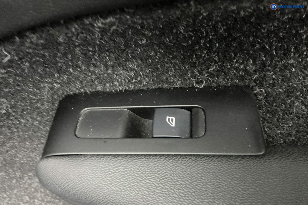 Used Volvo XC40 2021 for sale - 77158695: Photo 36