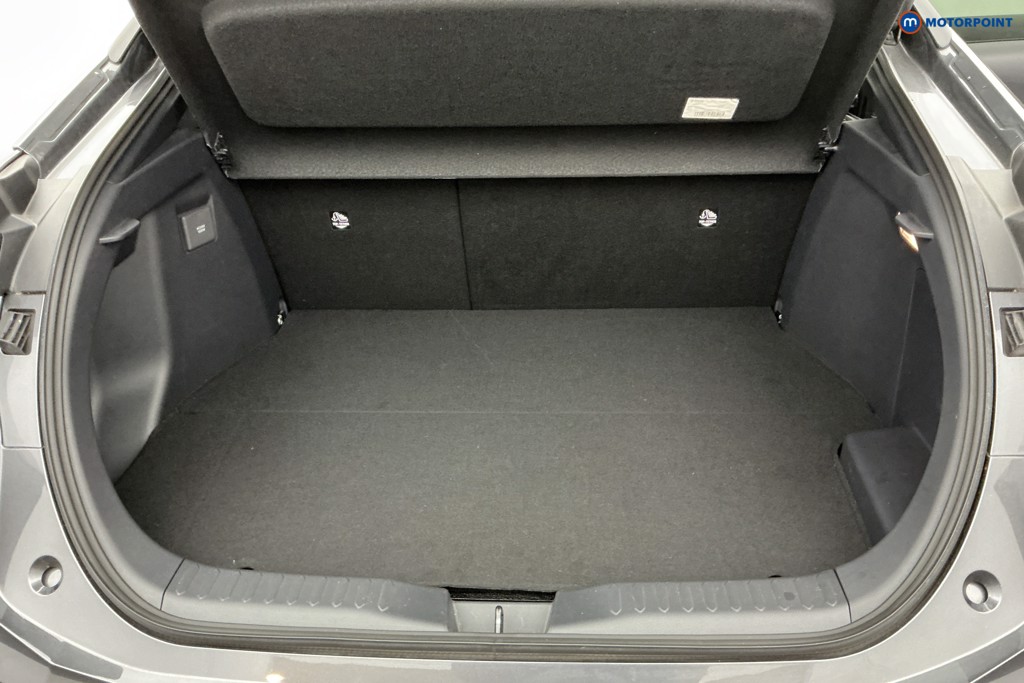 Used Toyota C-HR 2024 for sale - 77421113: Photo 11