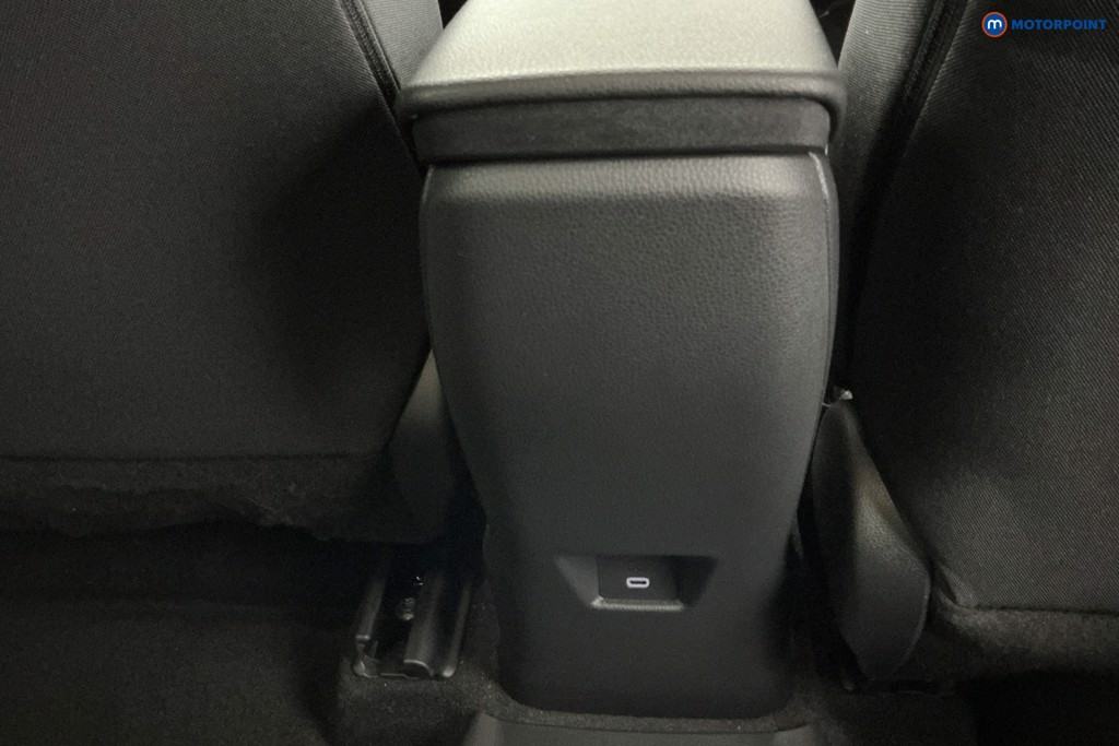 Used Toyota C-HR 2024 for sale - 77421113: Photo 23