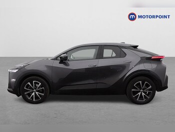 Used Toyota C-HR 2024 for sale - 77421113: Photo