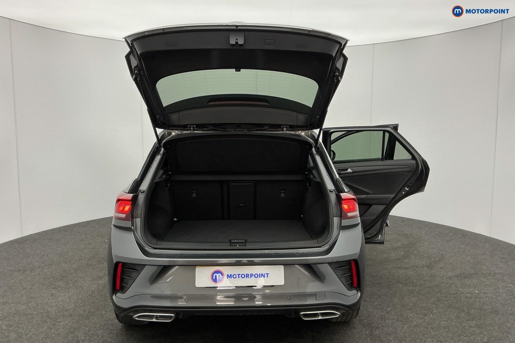 Used Volkswagen T-Roc 2023 for sale - 77019283: Photo 11