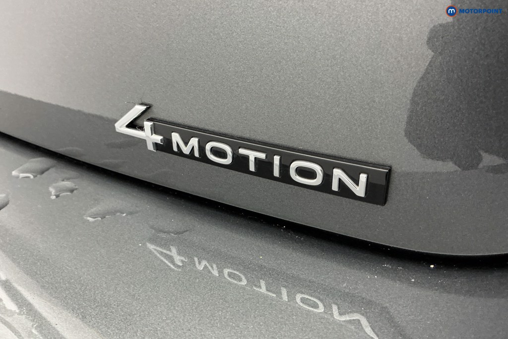 Used Volkswagen T-Roc 2023 for sale - 77019283: Photo 42