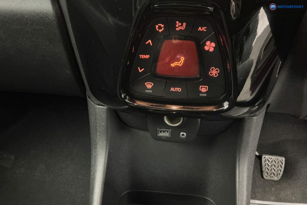 Used Toyota AYGO 2019 for sale - 77012046: Photo 25