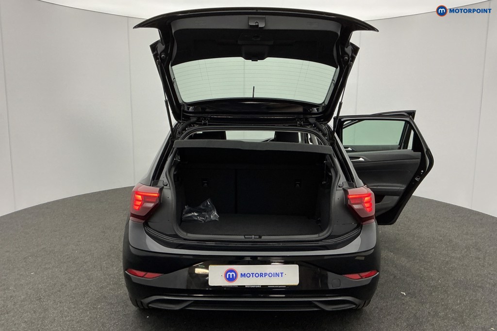 Used Volkswagen Polo 2024 for sale - 77006235: Photo 11