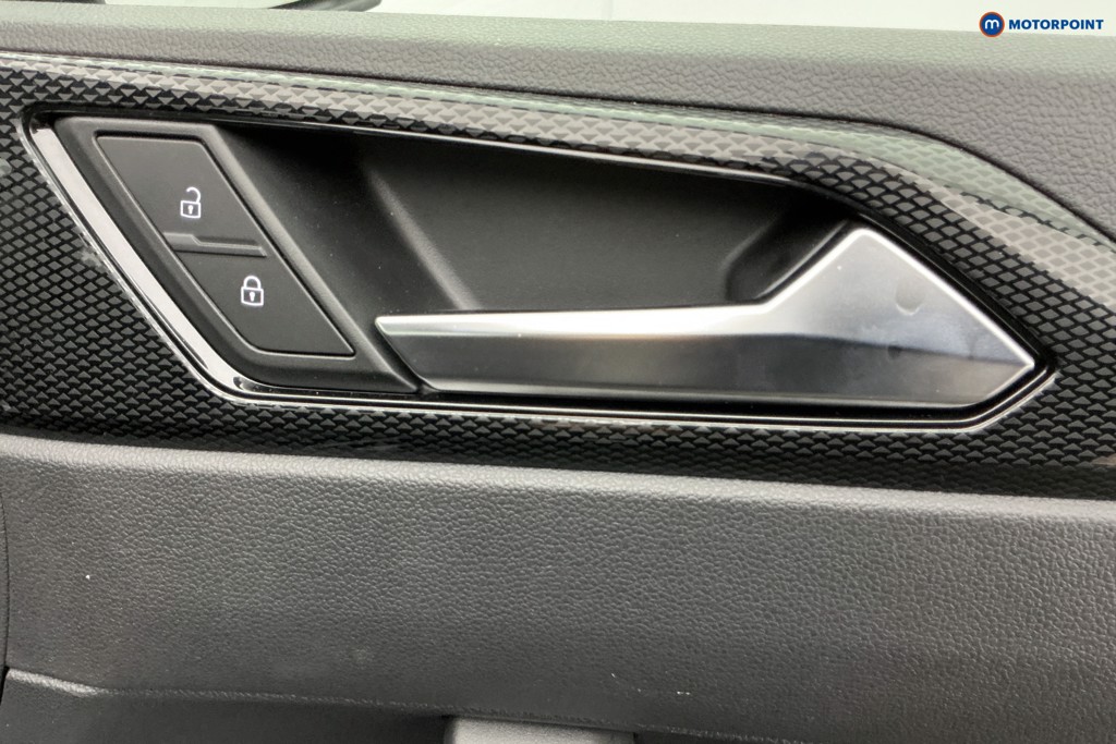 Used Volkswagen Polo 2024 for sale - 77006235: Photo 33