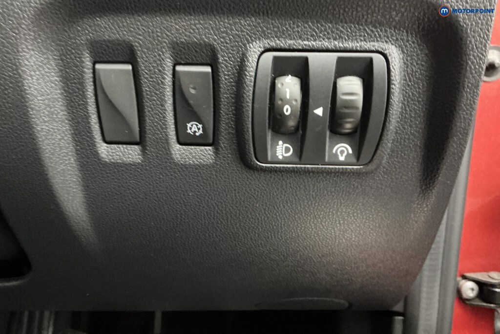 Used Renault Captur 2018 for sale - 77932288: Photo 33