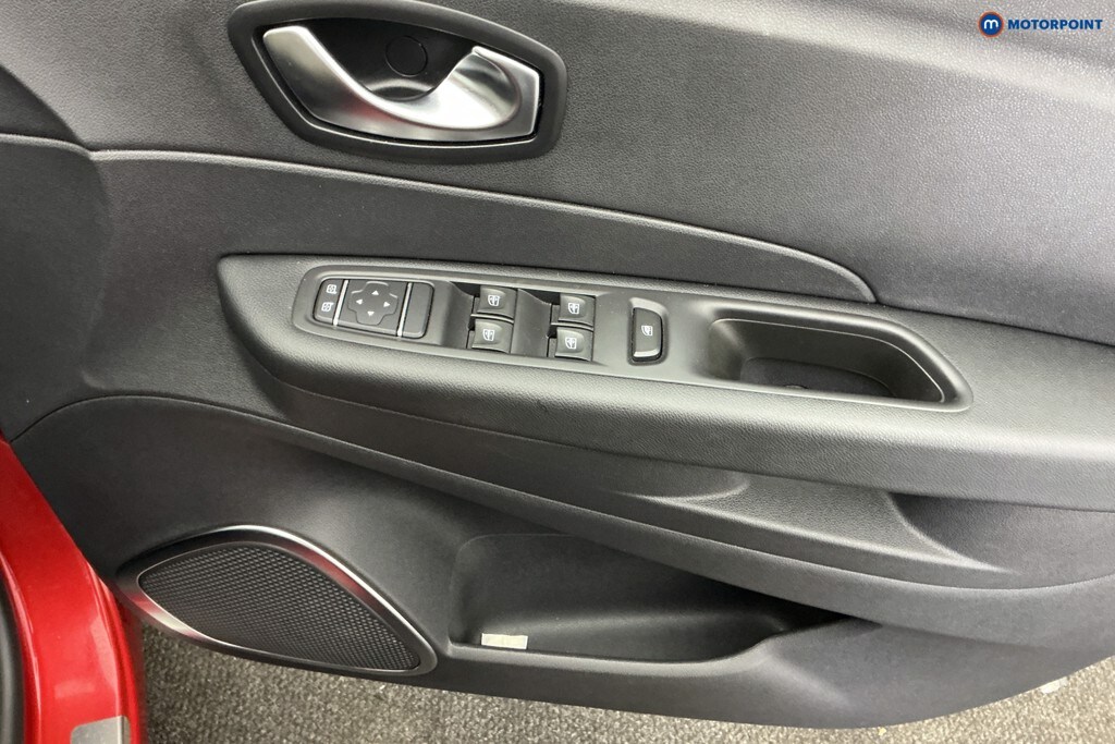 Used Renault Captur 2018 for sale - 77932288: Photo 36