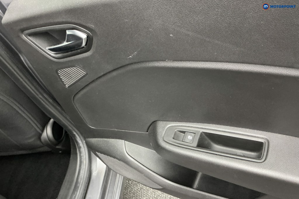 Used Renault Clio 2023 for sale - 77199160: Photo 31