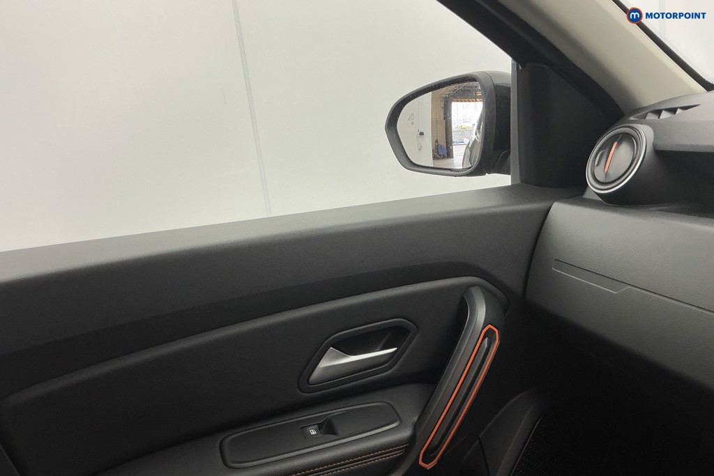 Used Dacia Duster 2023 for sale - 77901973: Photo 28