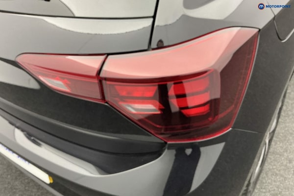 Used Volkswagen Polo 2024 for sale - 76303329: Photo 37