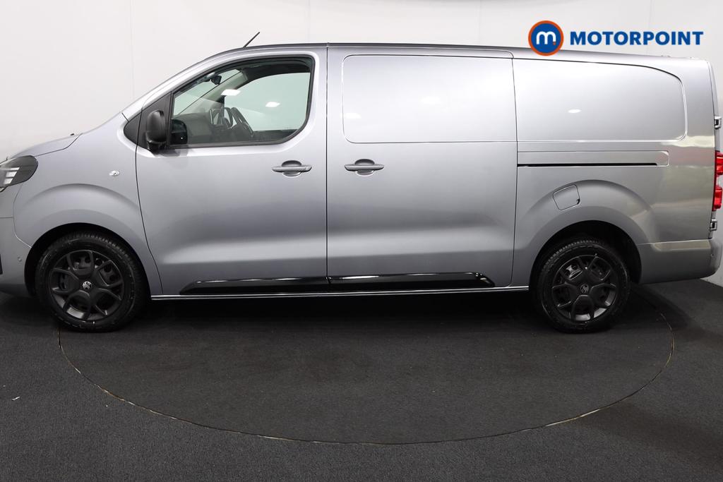 Used Vauxhall Vivaro 2025 for sale - 76576116: Photo 4