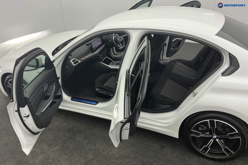 Used BMW 3 Series 2025 for sale - 77641589: Photo 14