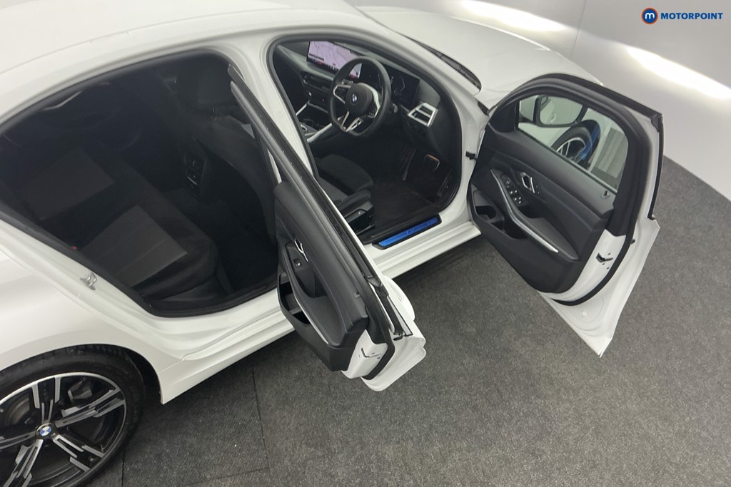 Used BMW 3 Series 2025 for sale - 77641589: Photo 15