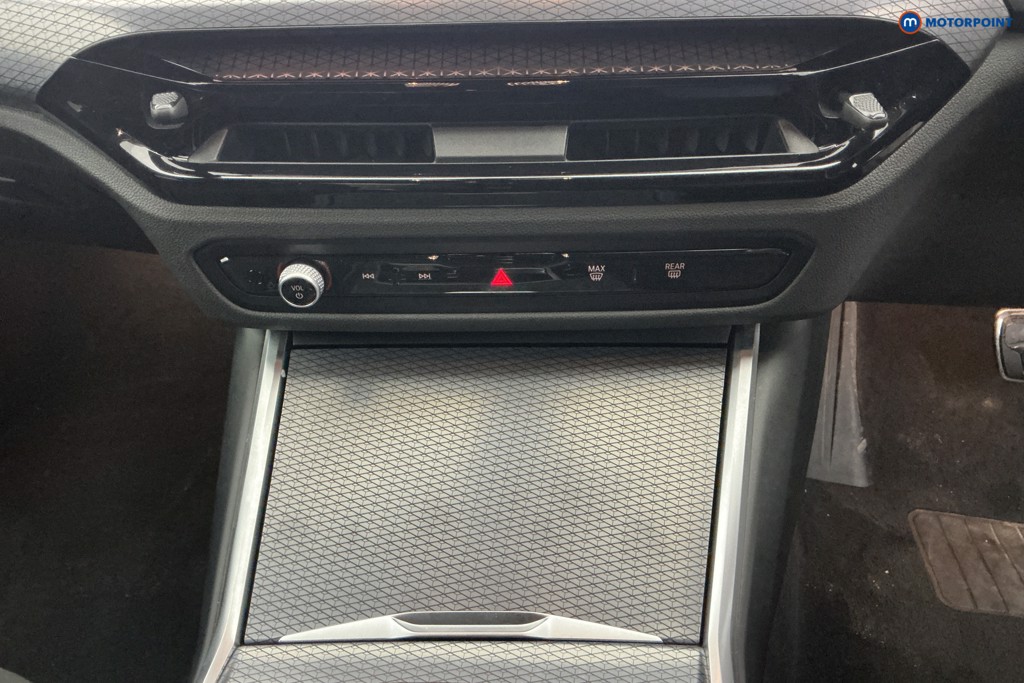 Used BMW 3 Series 2025 for sale - 77641589: Photo 31