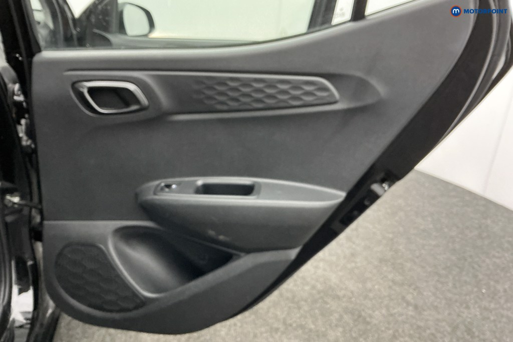 Used Hyundai i10 2024 for sale - 77100749: Photo 32