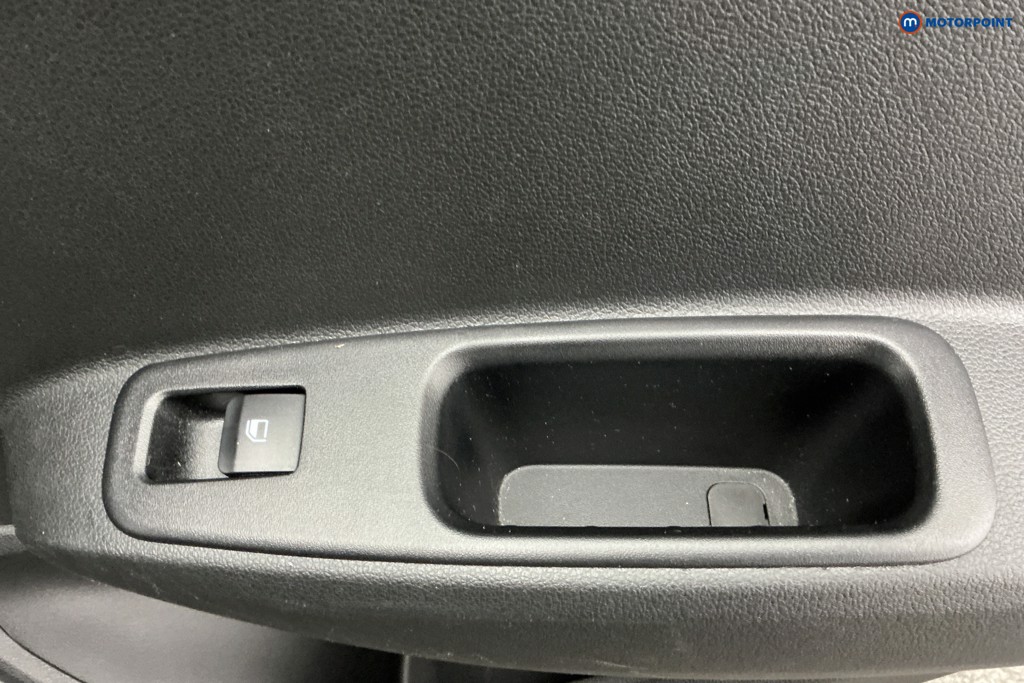 Used Hyundai i10 2024 for sale - 77100749: Photo 33