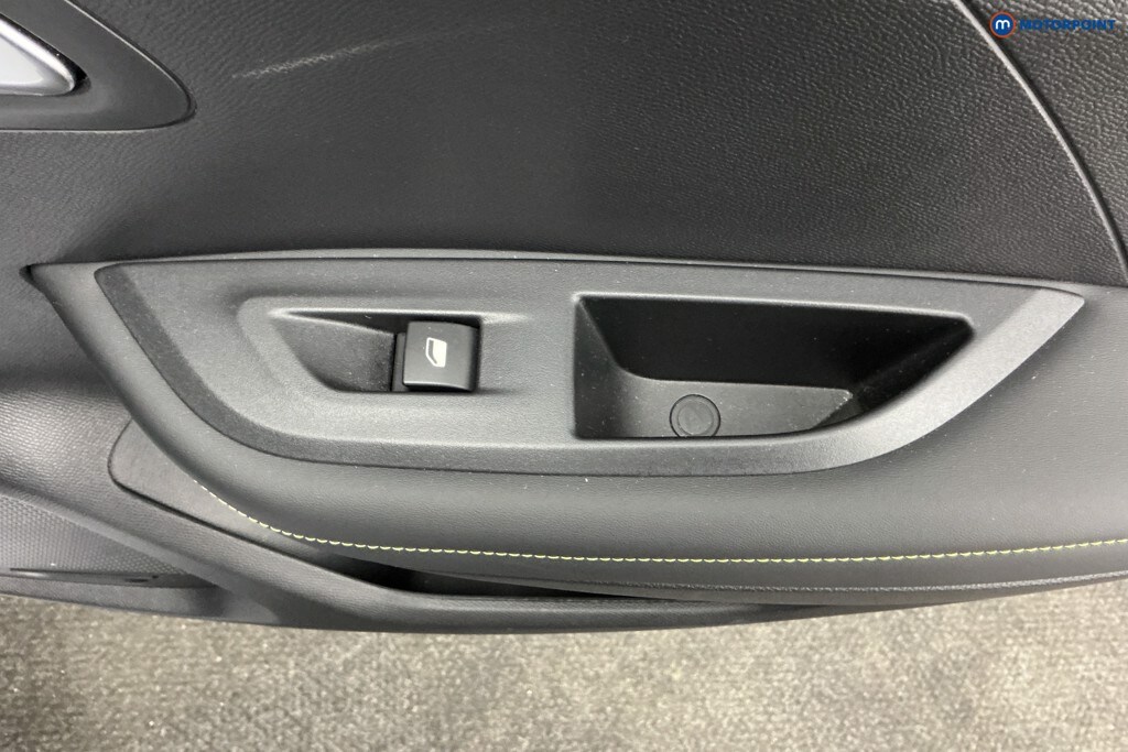 Used Peugeot 2008 2024 for sale - 77975963: Photo 37