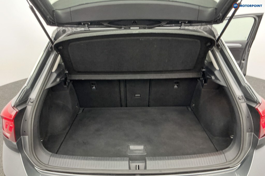 Used Volkswagen T-Roc 2023 for sale - 76405389: Photo 11