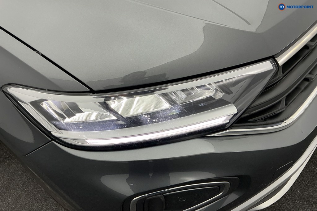 Used Volkswagen T-Roc 2023 for sale - 76405389: Photo 33