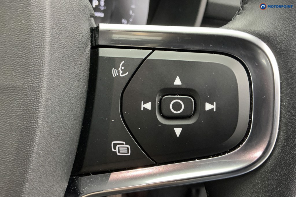 Used Volvo XC40 2024 for sale - 77834543: Photo 29