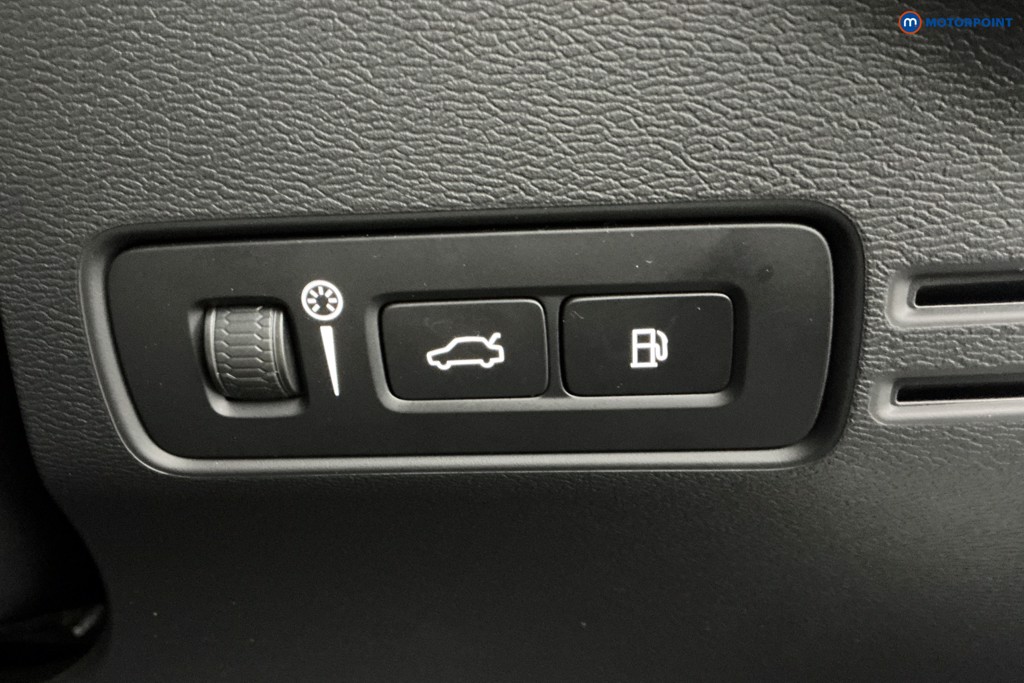 Used Volvo XC40 2024 for sale - 77834543: Photo 30