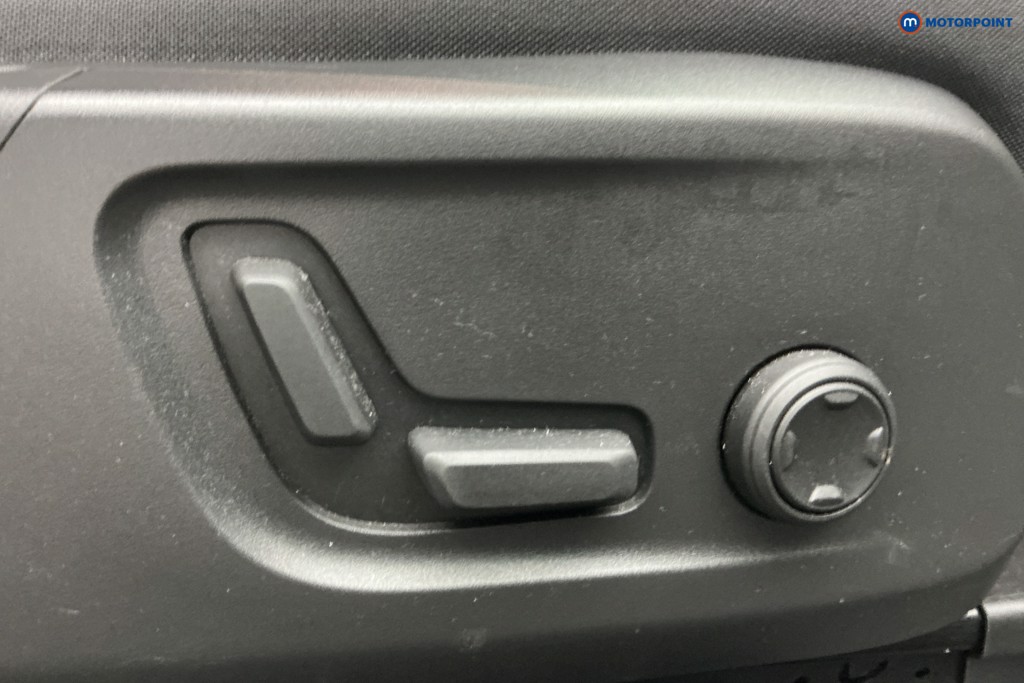 Used Volvo XC40 2024 for sale - 77834543: Photo 31