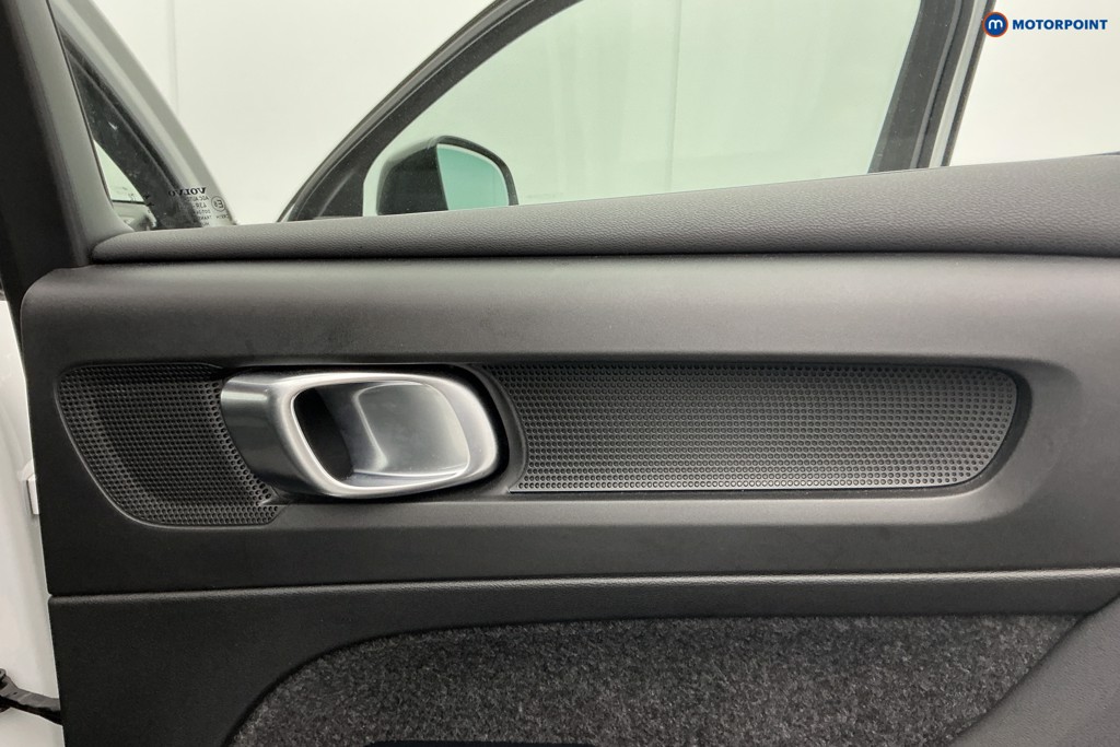 Used Volvo XC40 2024 for sale - 77834543: Photo 38